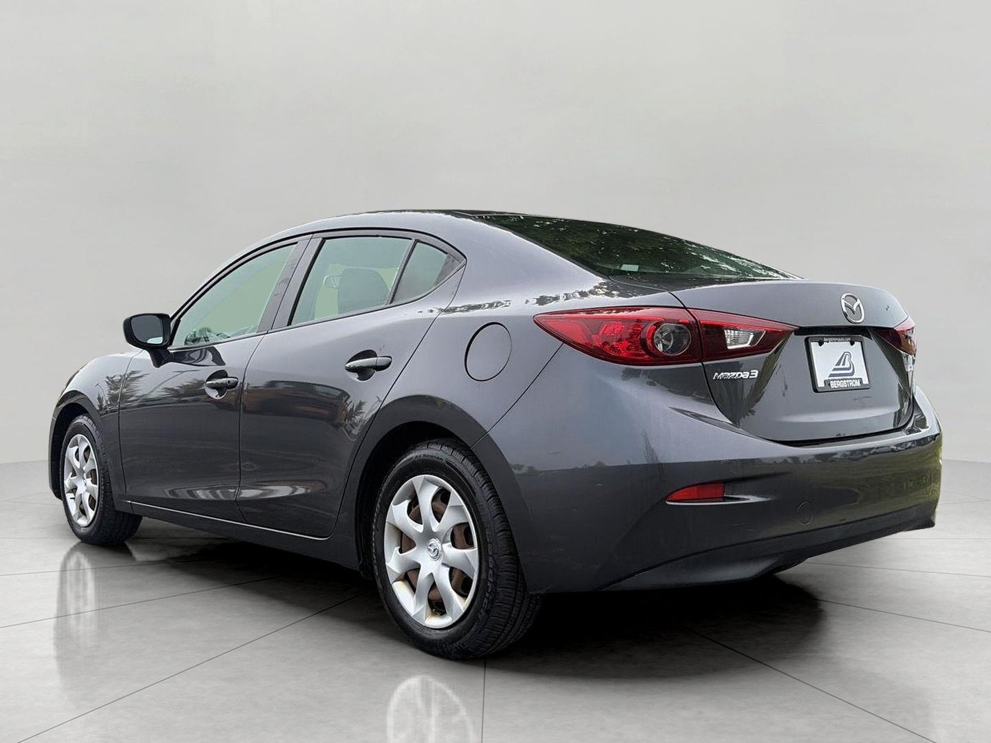 2015 Mazda Mazda3 4dr Sdn Auto i Sport