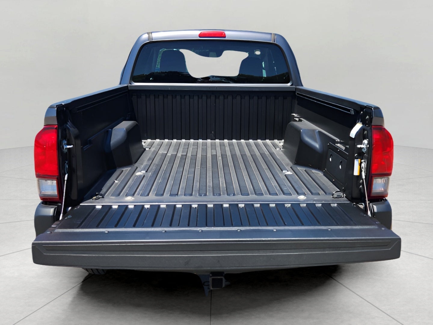 2022 Toyota Tacoma 2WD SR Access Cab 6' Bed I4 AT