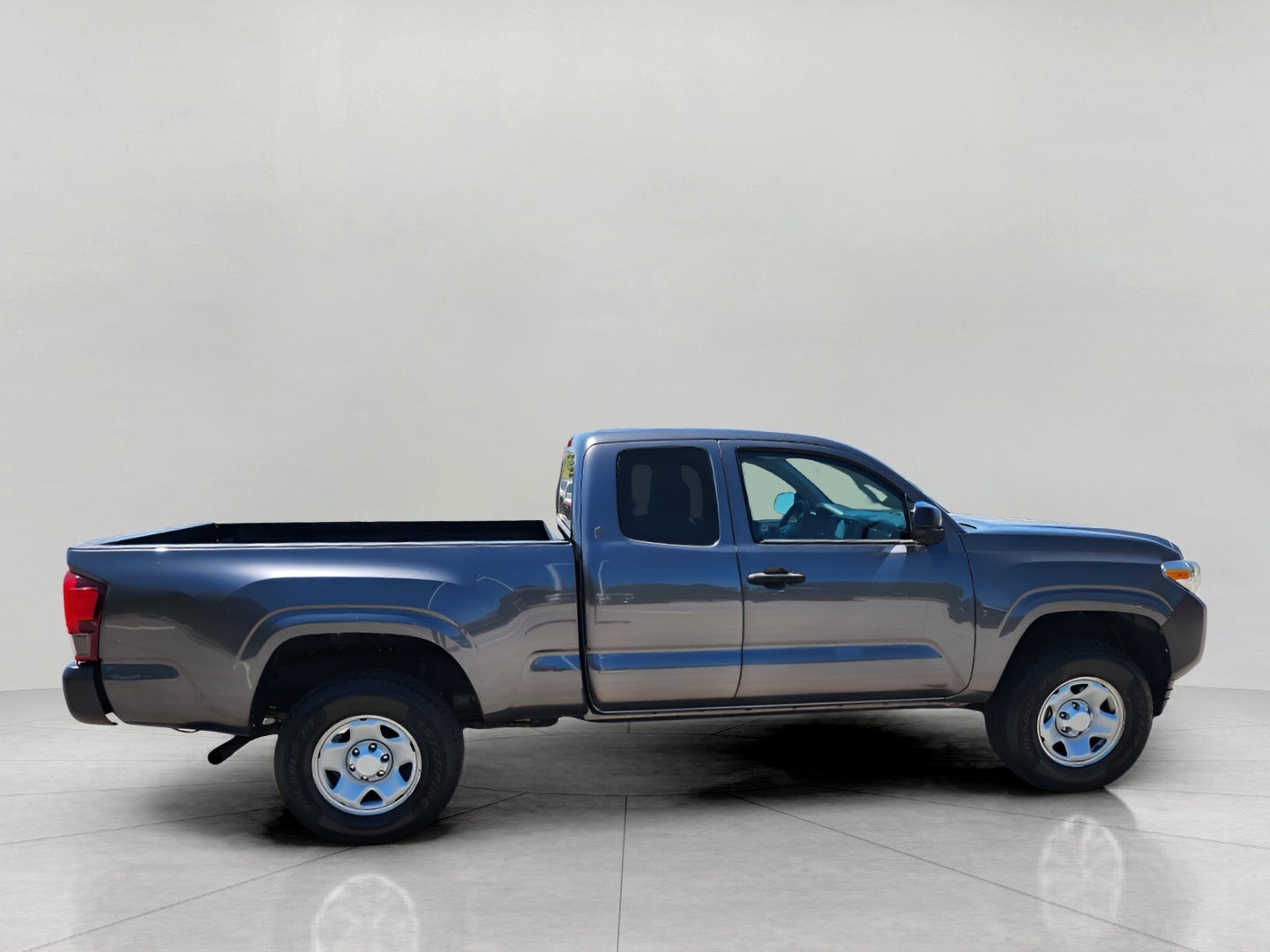 2022 Toyota Tacoma 2WD SR Access Cab 6' Bed I4 AT