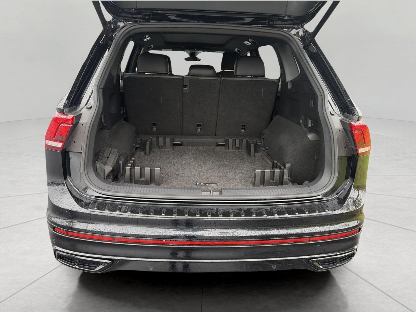 2022 Volkswagen Tiguan 2.0T SE R-Line Black 4MOTION