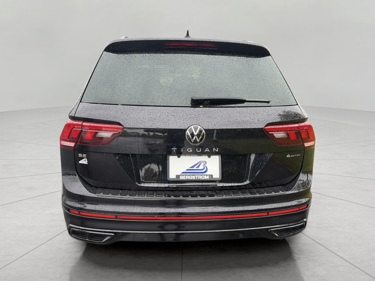 2022 Volkswagen Tiguan 2.0T SE R-Line Black 4MOTION