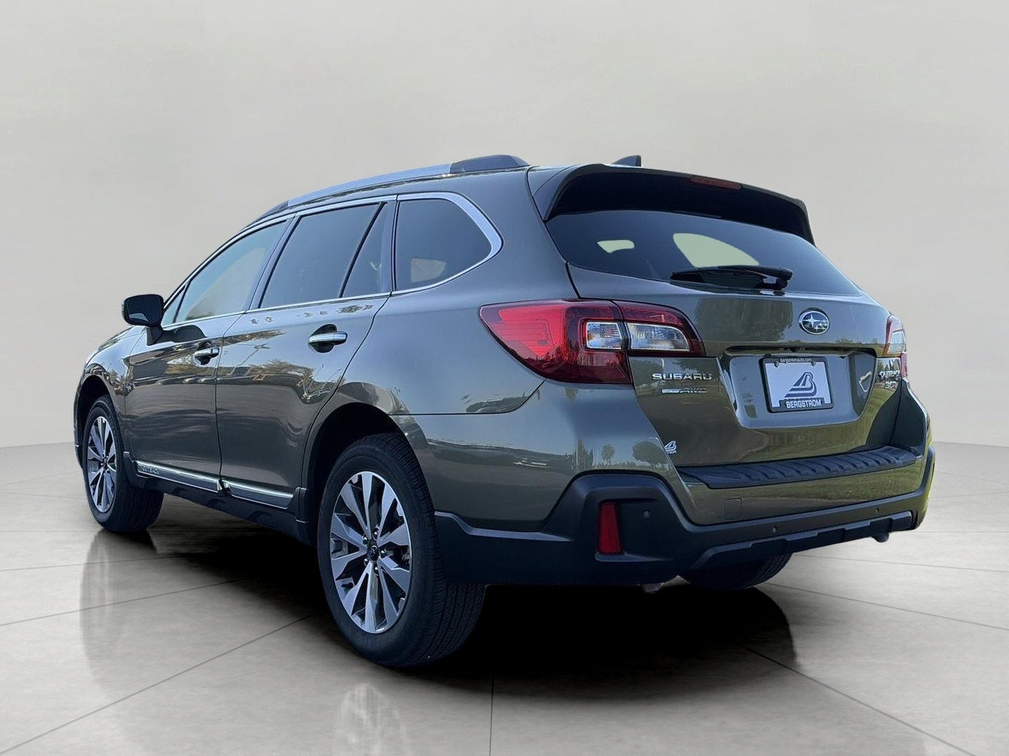 2019 Subaru Outback 3.6R Touring