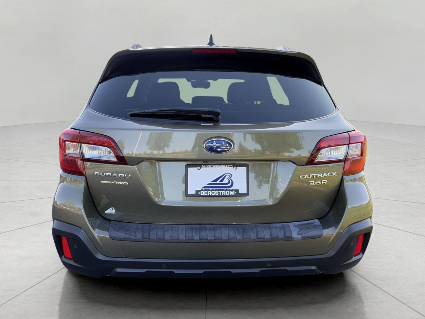 2019 Subaru Outback 3.6R Touring