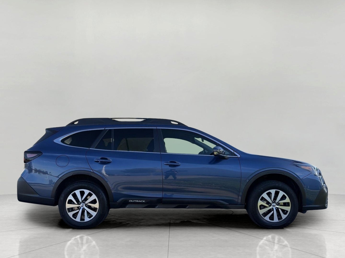 2022 Subaru Outback Premium CVT