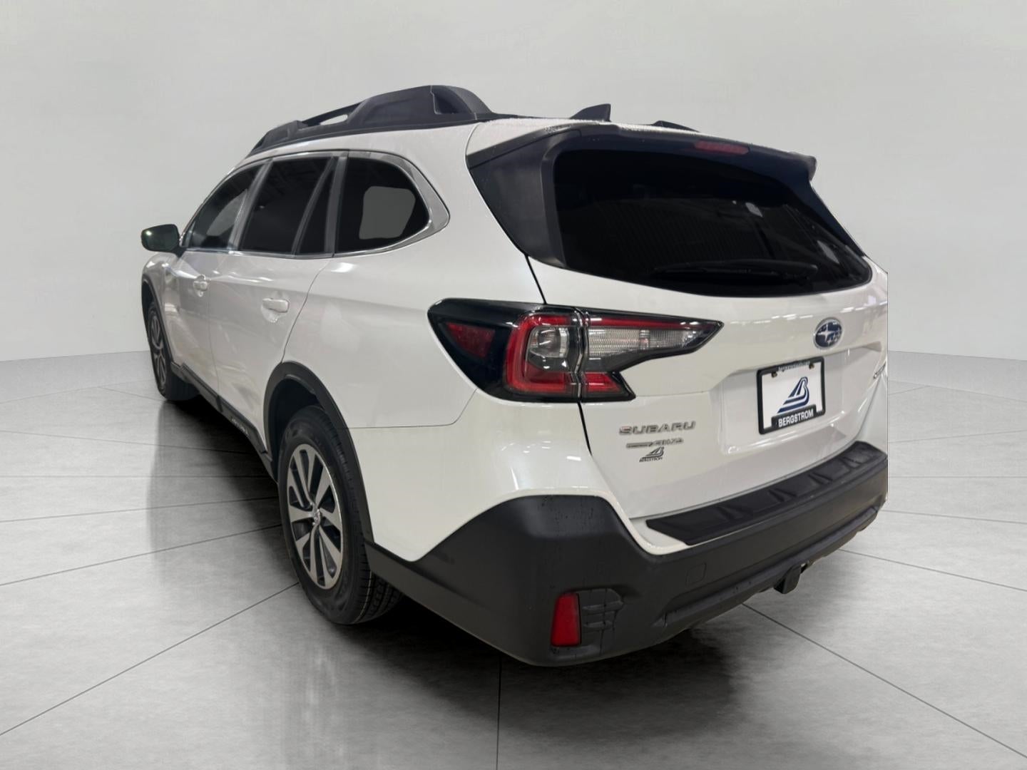 2022 Subaru Outback Premium CVT