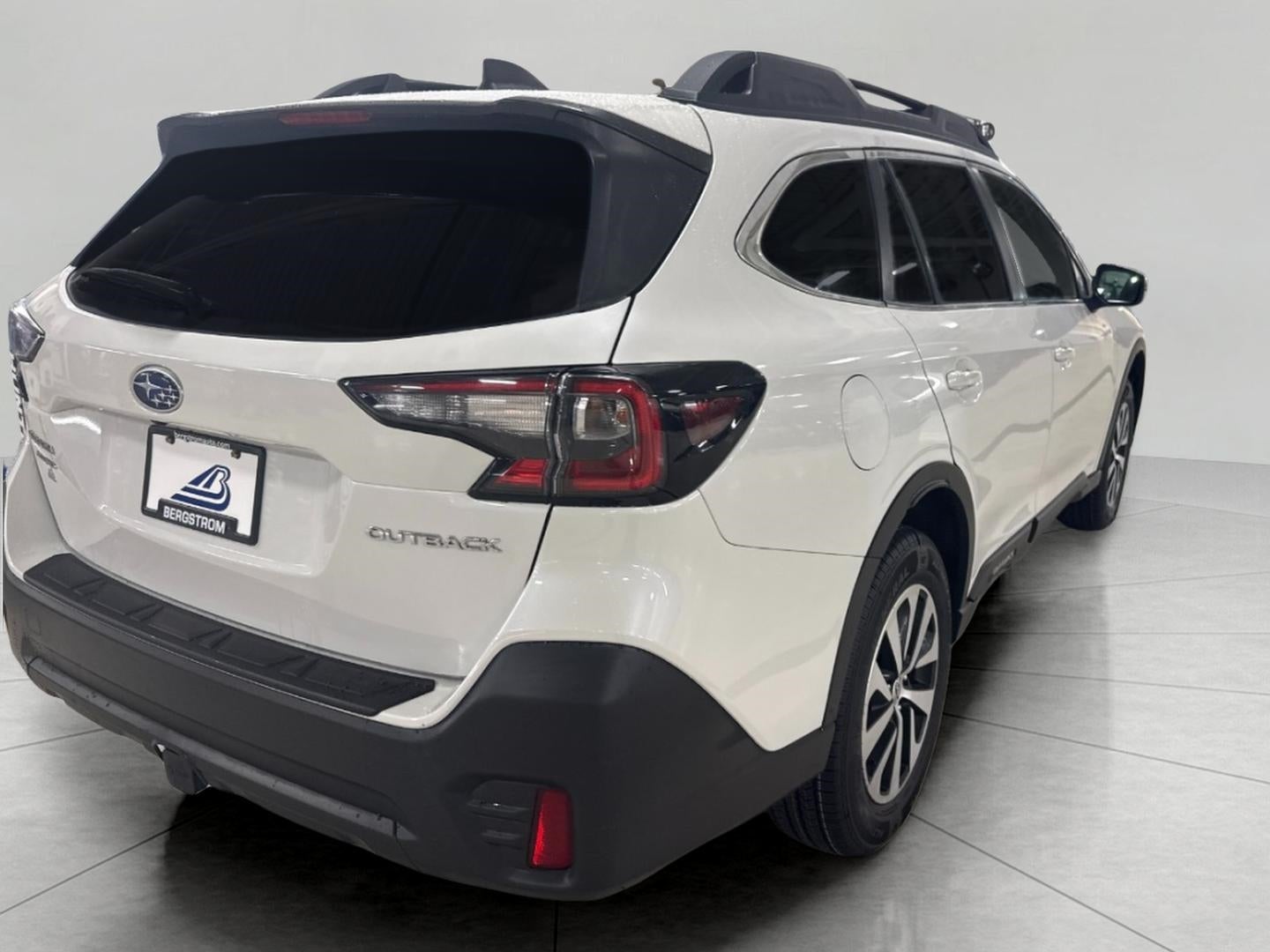 2022 Subaru Outback Premium CVT