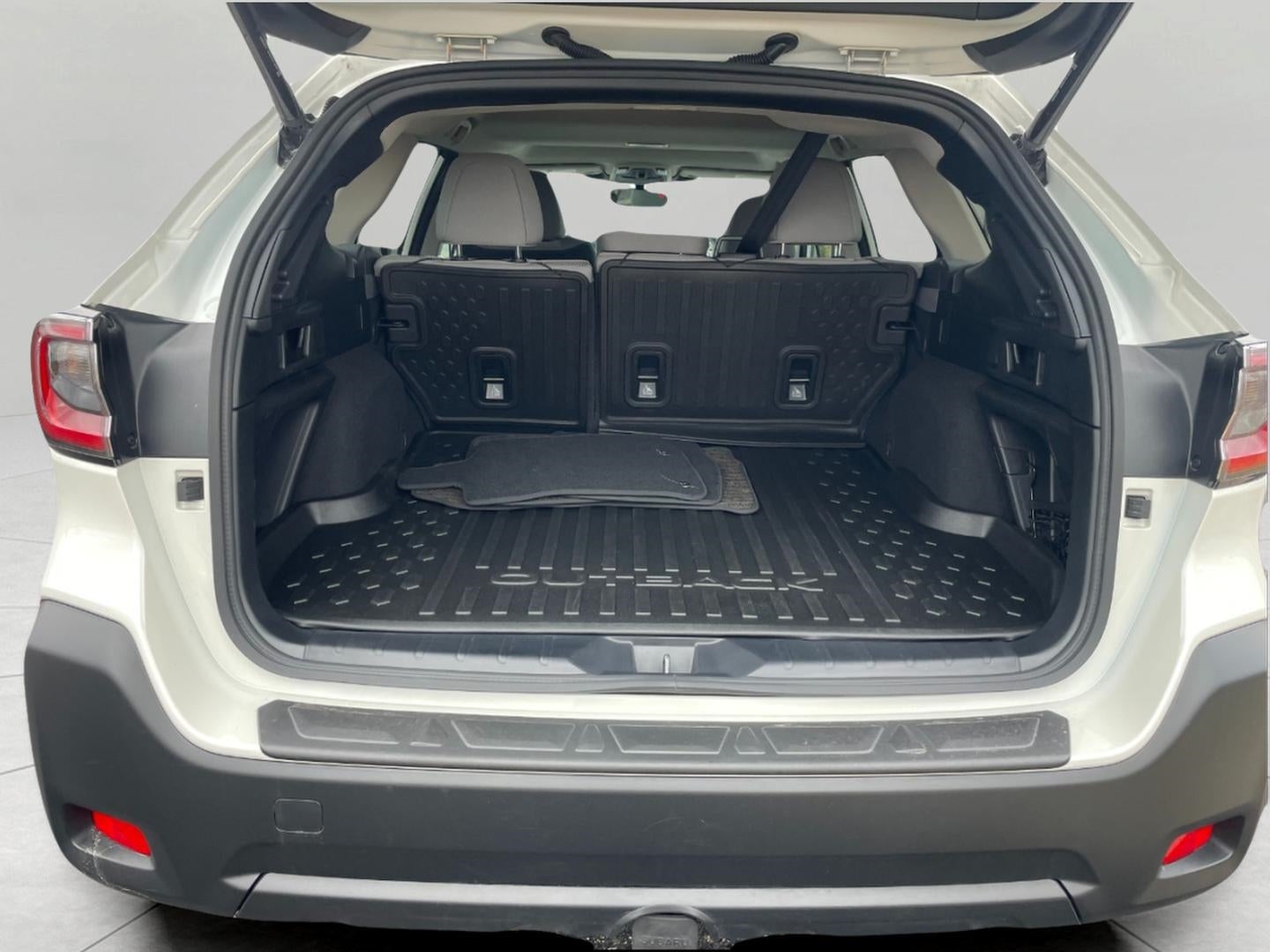 2025 Subaru Outback Premium AWD