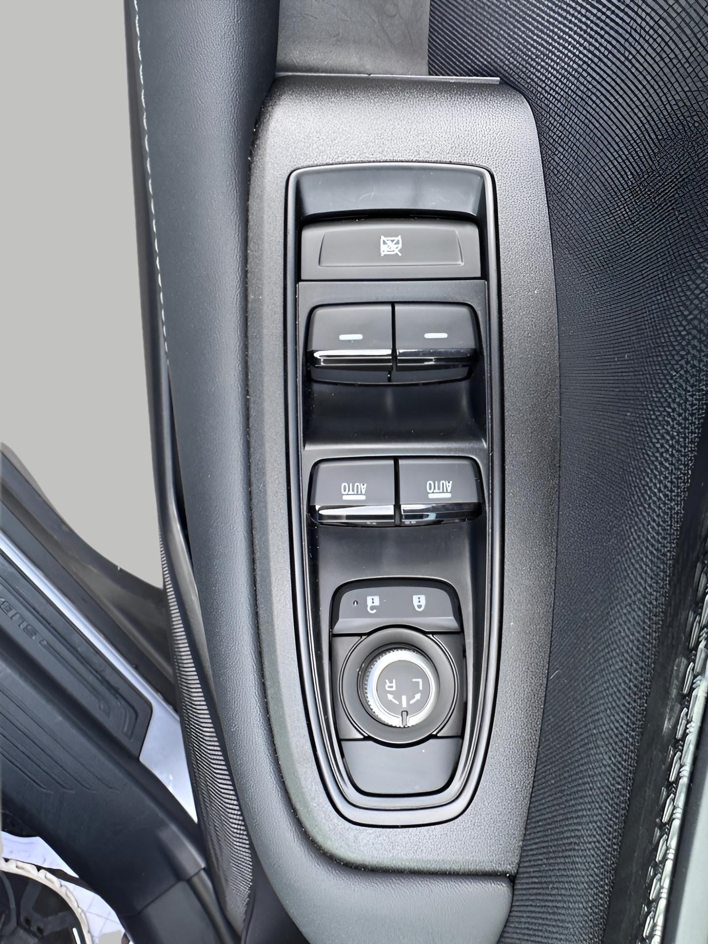 2025 Subaru Outback Premium AWD