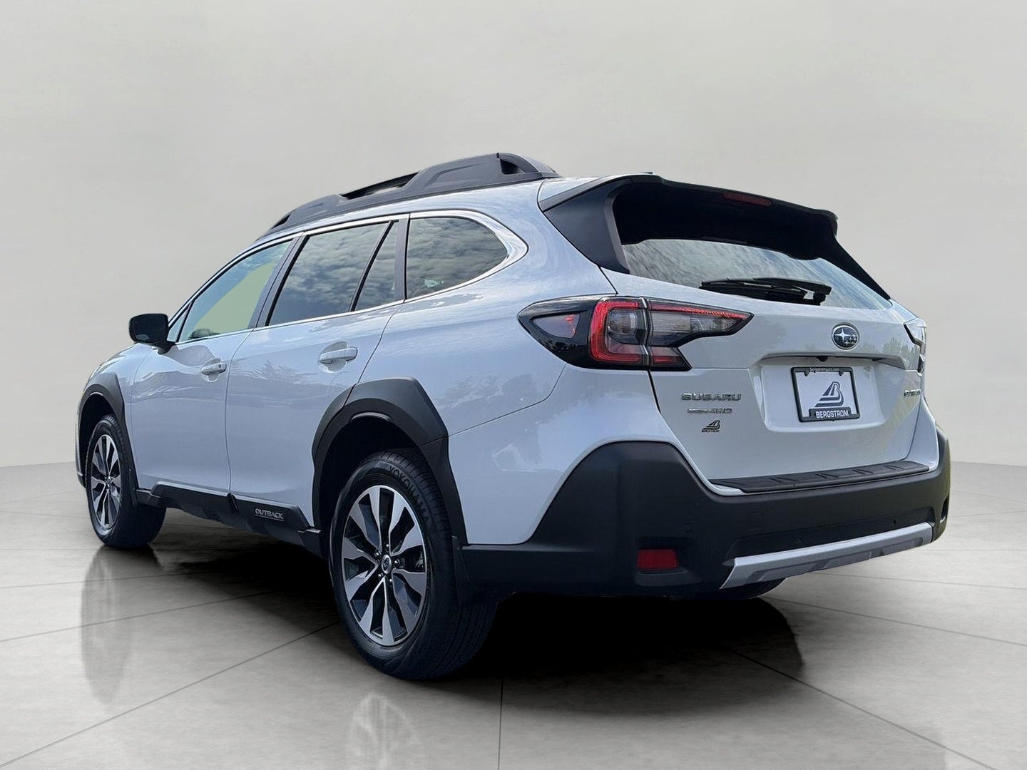 2025 Subaru Outback Limited AWD