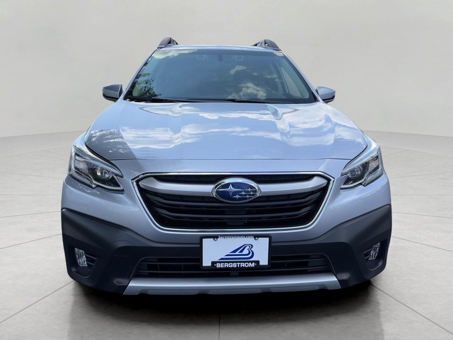 2022 Subaru Outback Limited CVT
