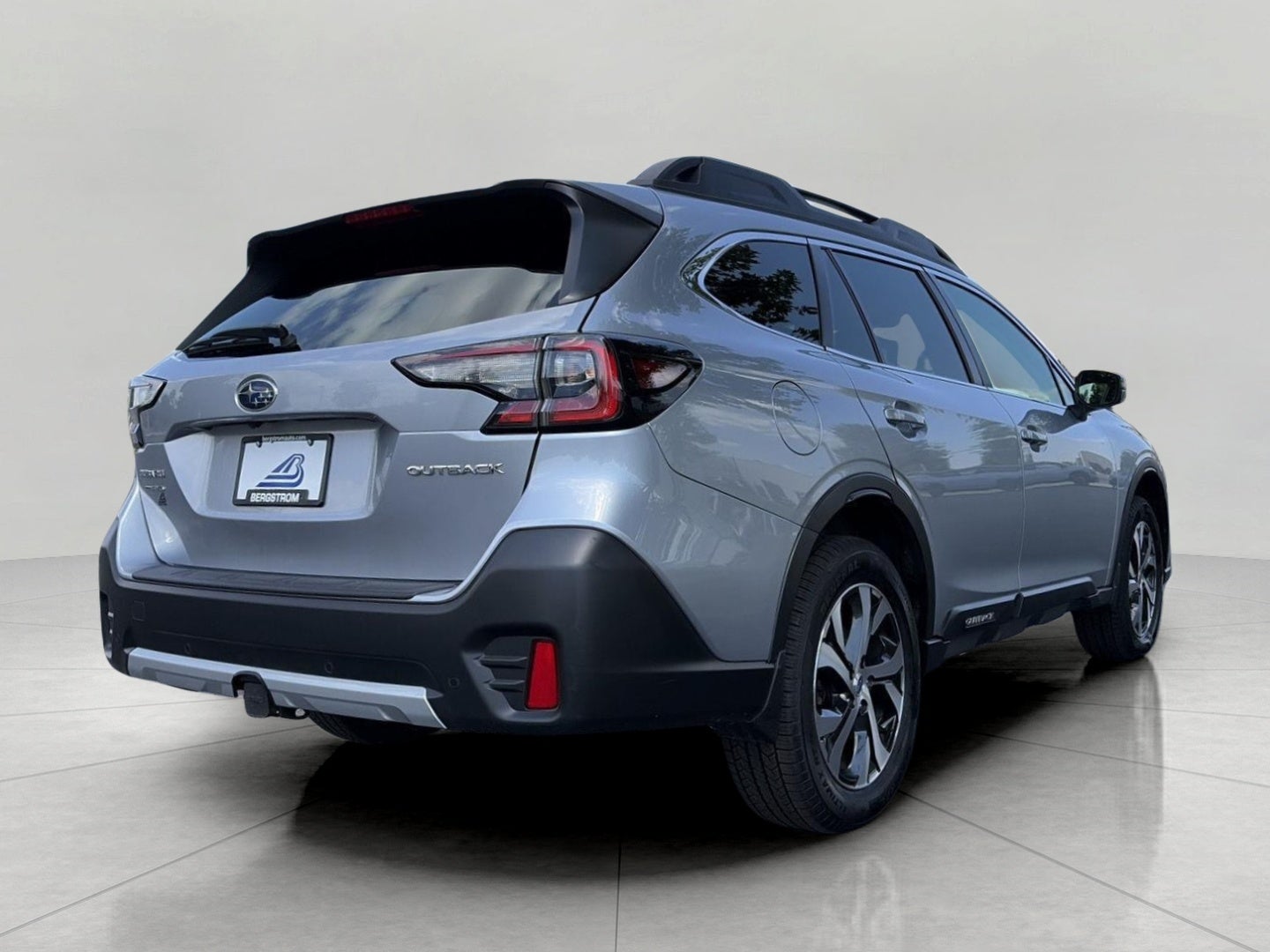 2022 Subaru Outback Limited CVT