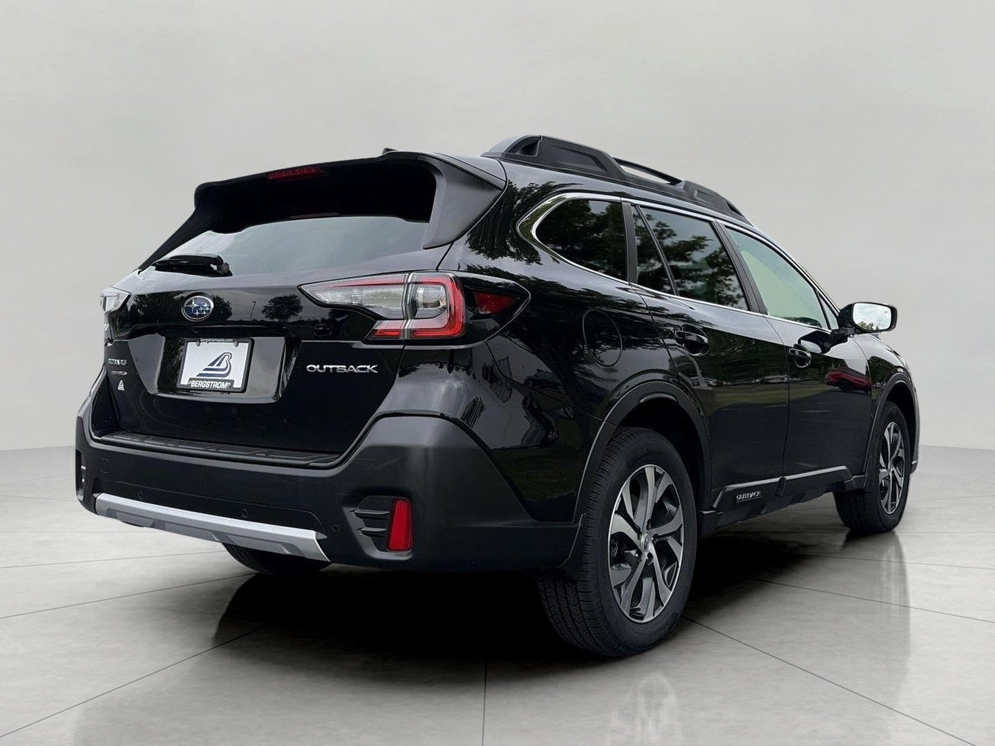 2022 Subaru Outback Limited CVT
