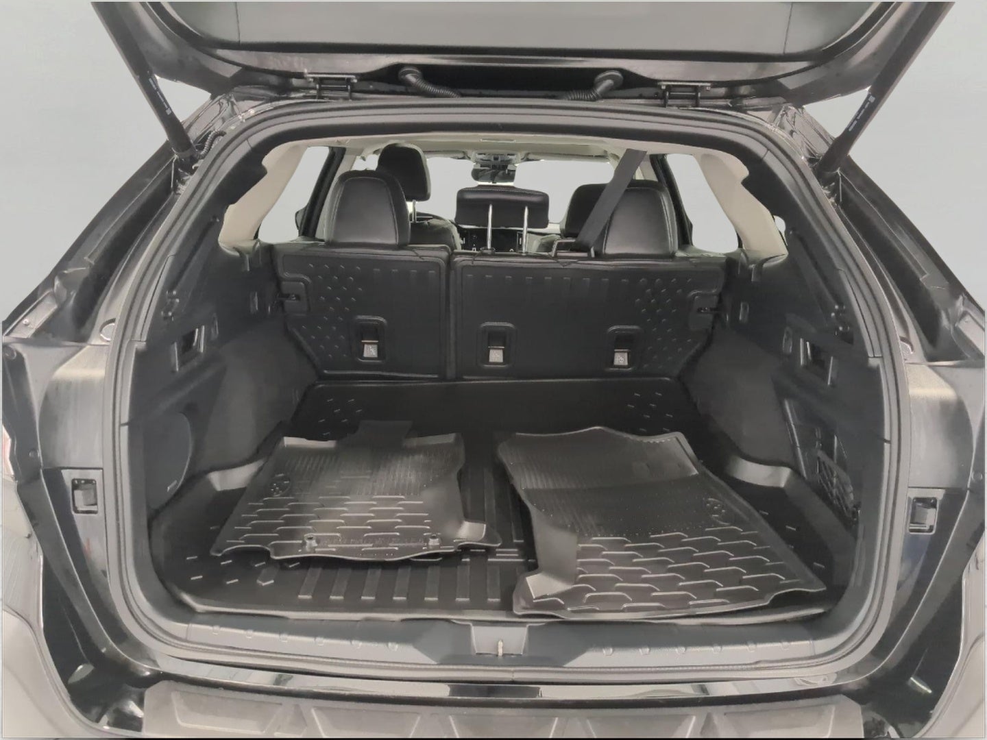 2025 Subaru Outback Touring AWD