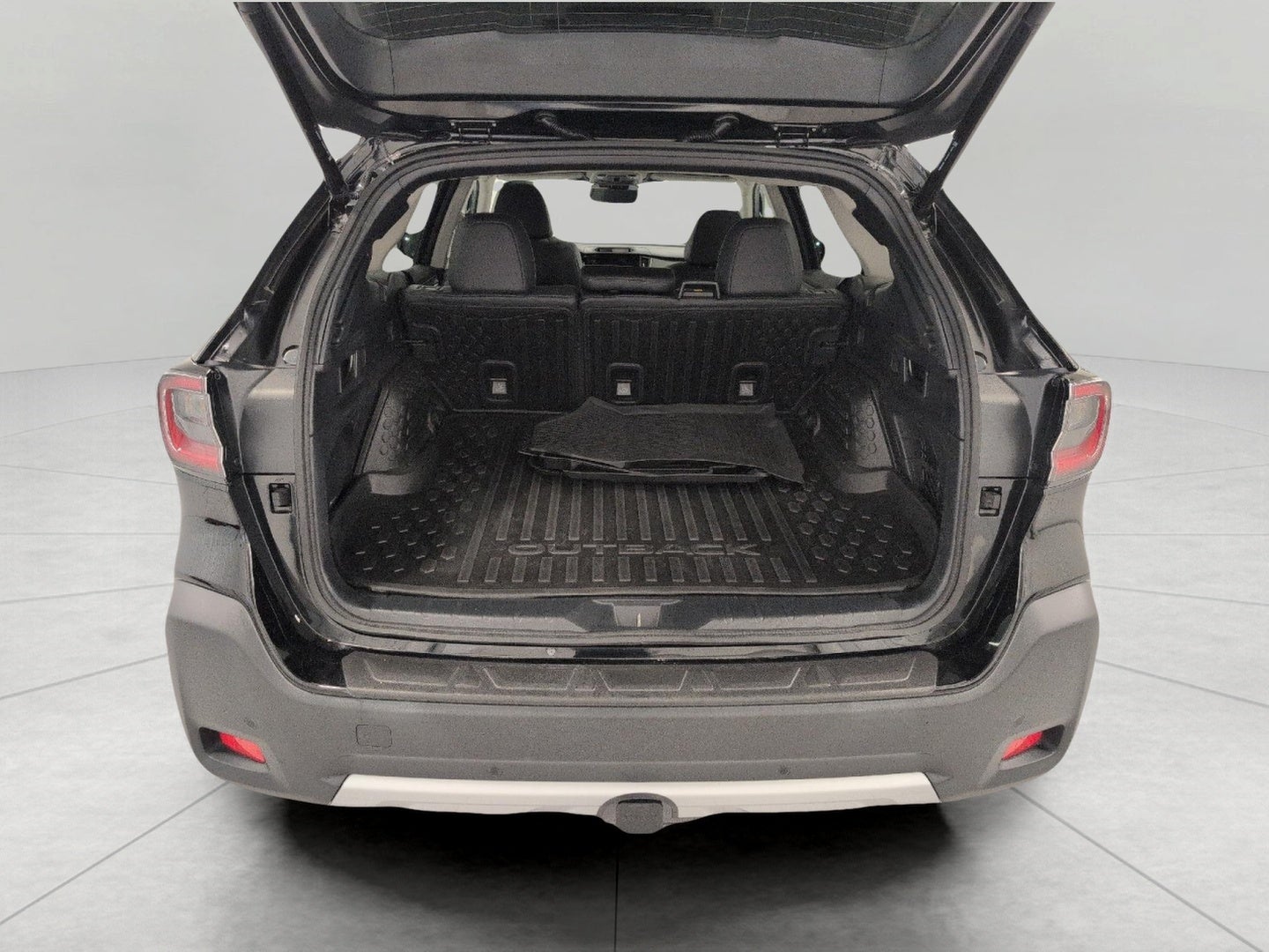 2025 Subaru Outback Touring XT AWD