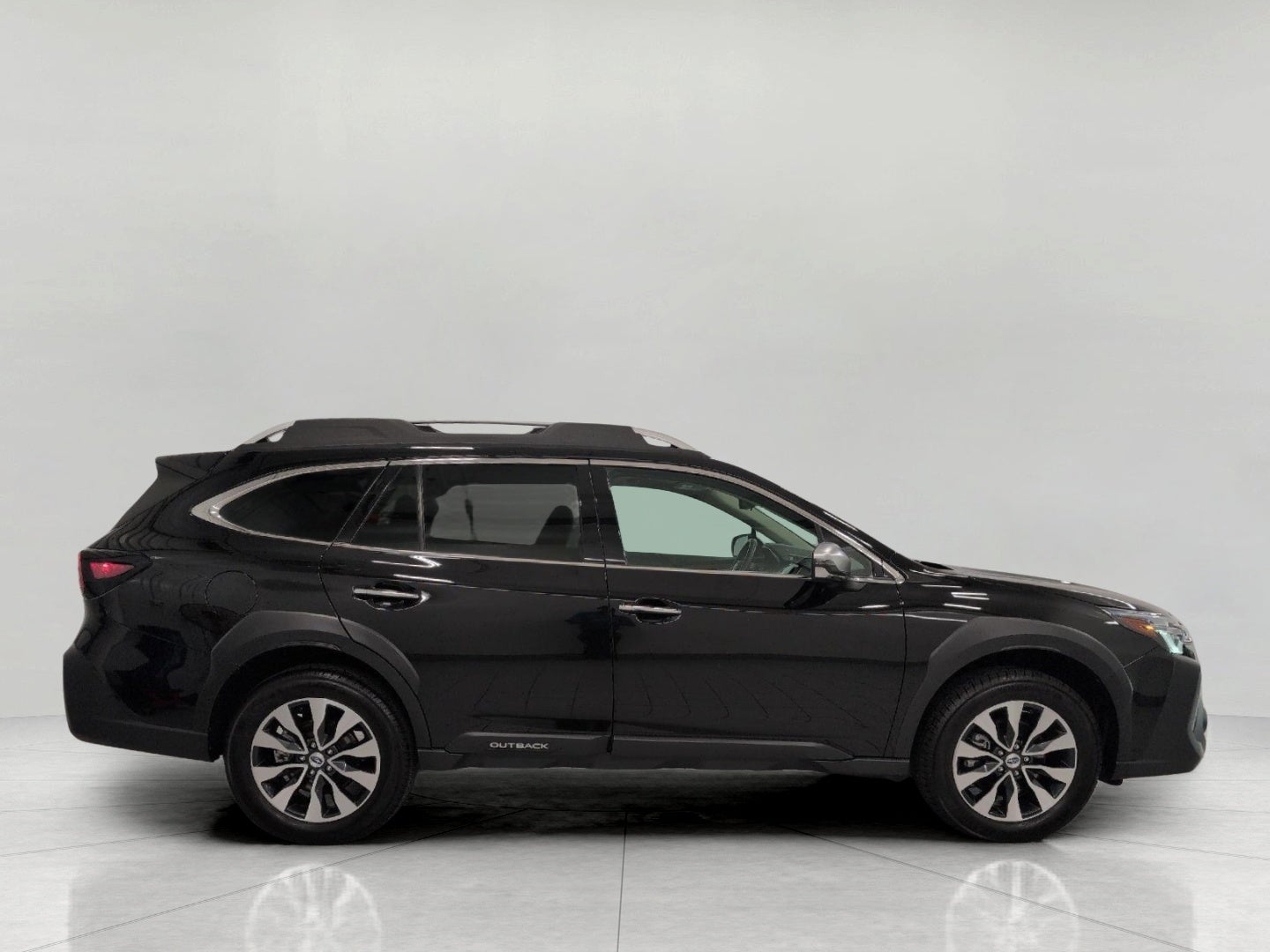 2025 Subaru Outback Touring XT AWD