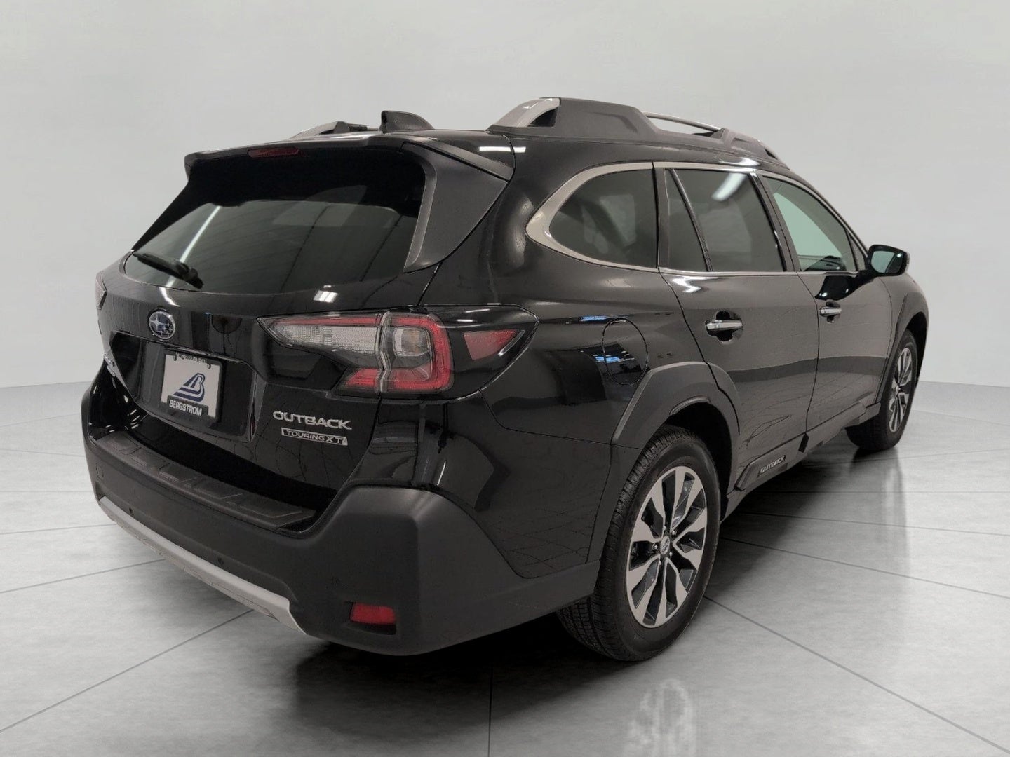 2025 Subaru Outback Touring XT AWD
