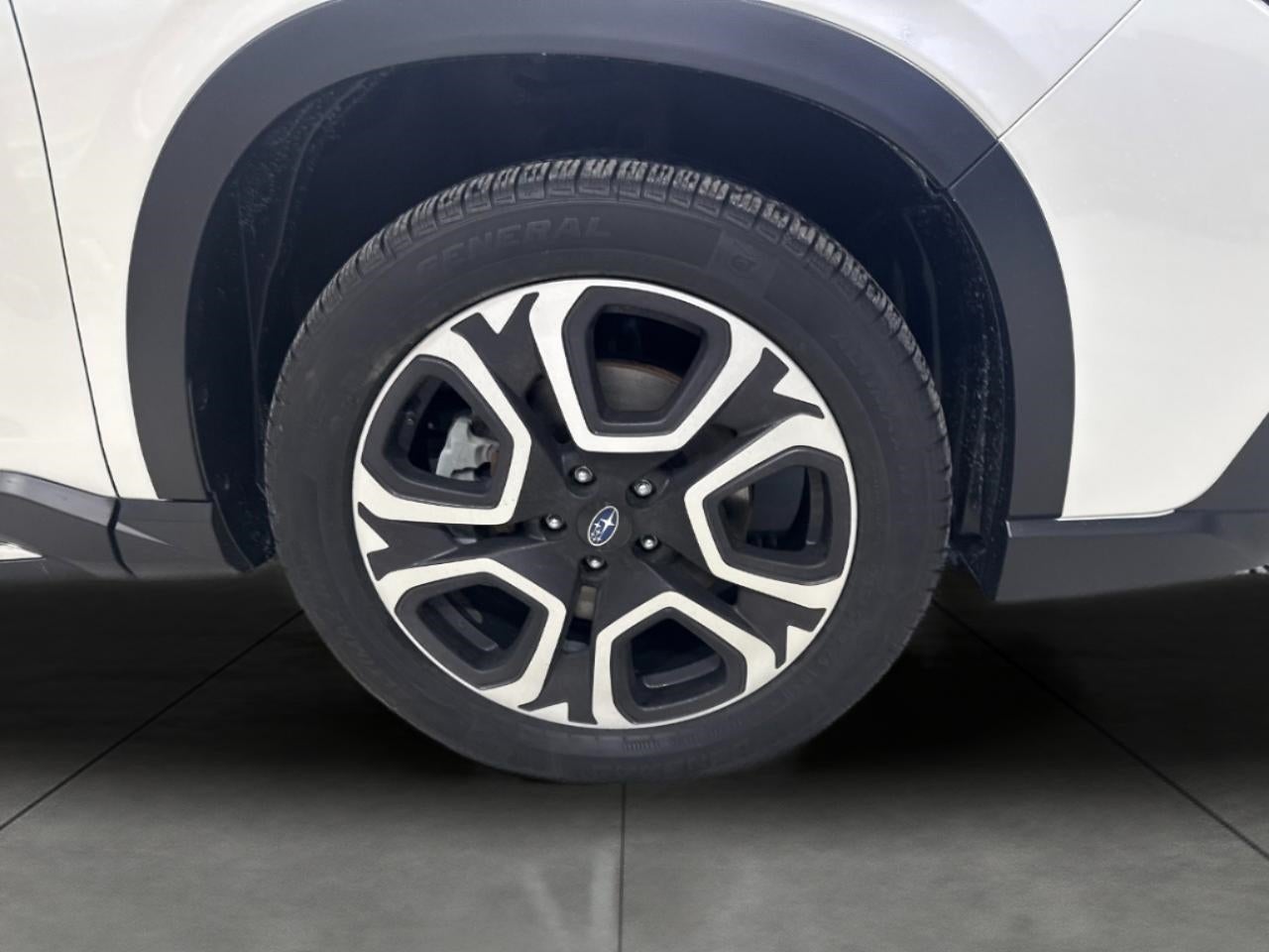 2023 Subaru Ascent Limited 8-Passenger