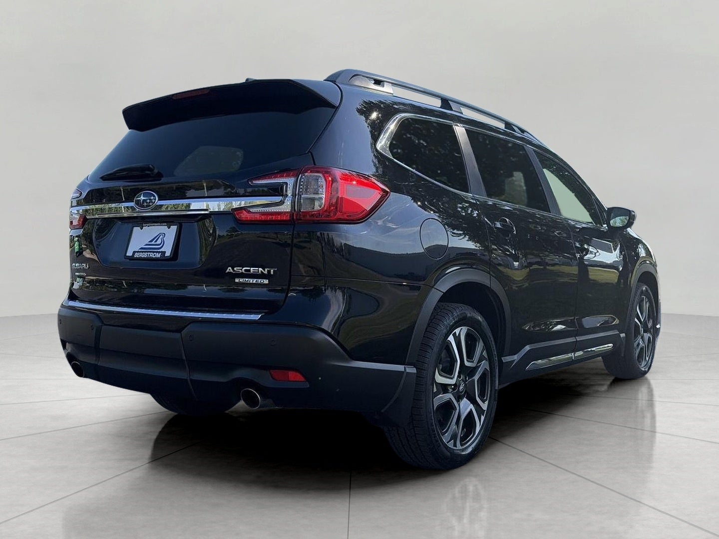 2025 Subaru Ascent Limited 7-Passenger