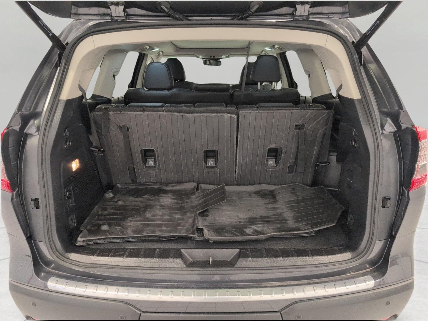 2023 Subaru Ascent Limited 8-Passenger