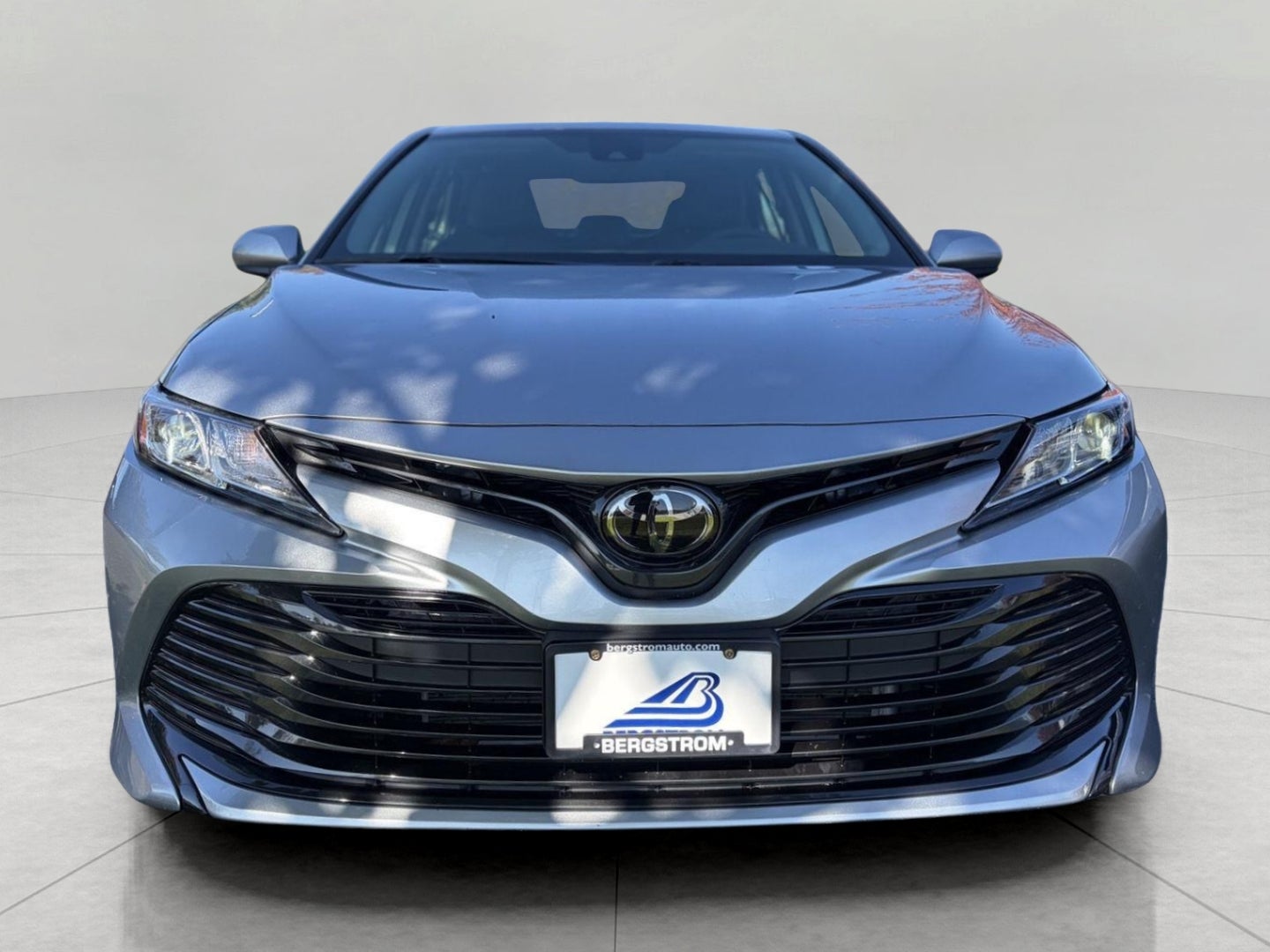 2020 Toyota Camry LE Auto