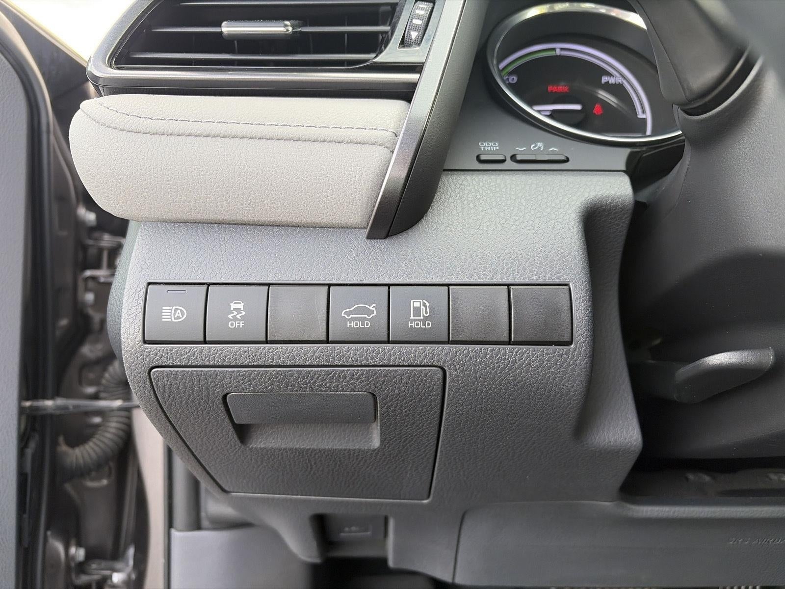 2020 Toyota Camry Hybrid SE CVT