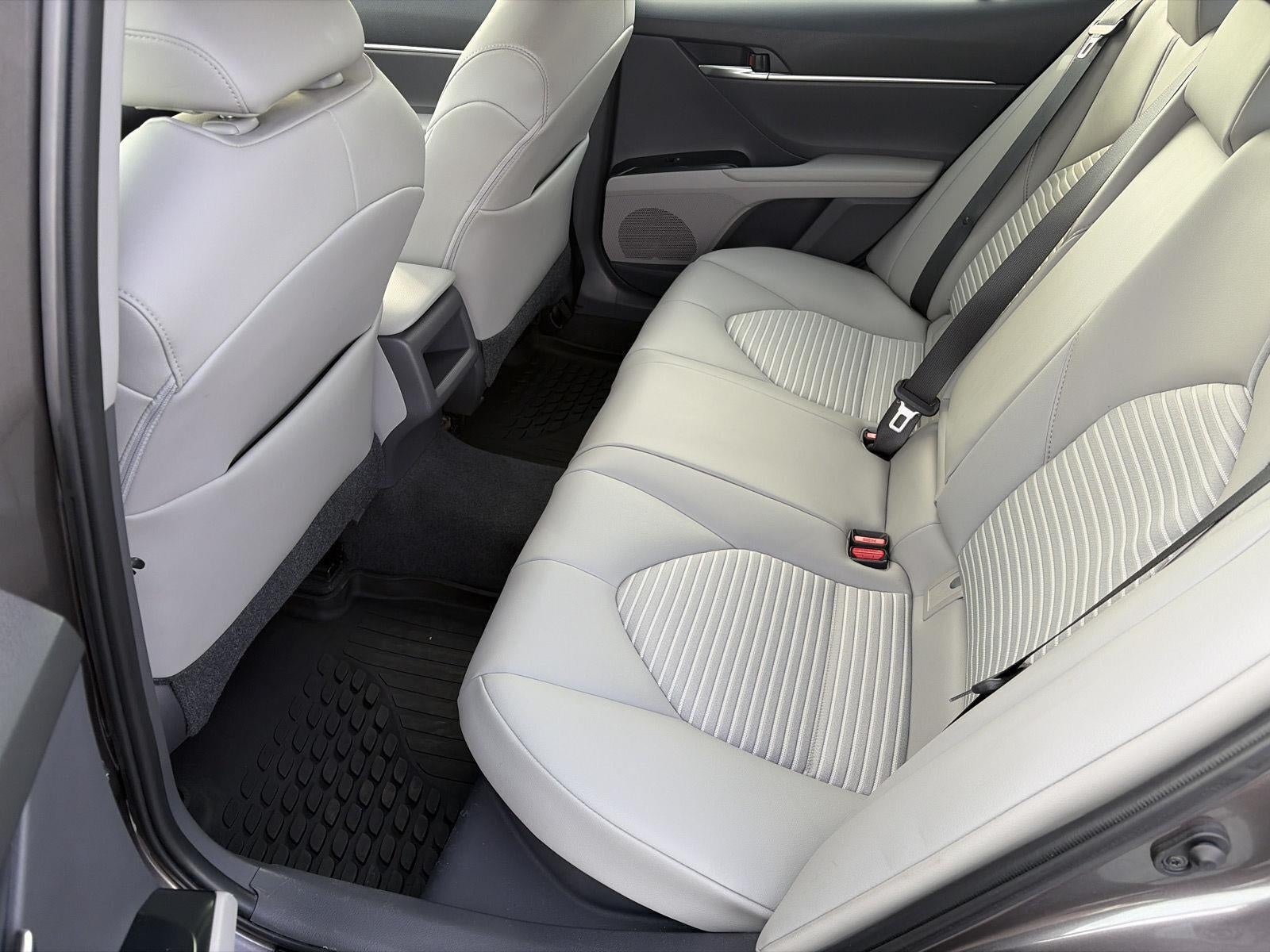 2020 Toyota Camry Hybrid SE CVT