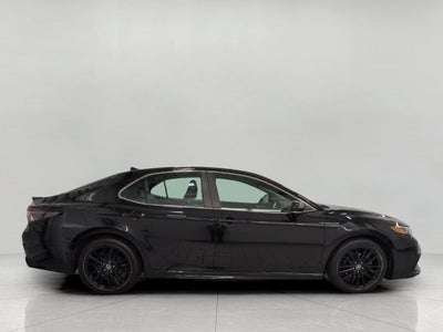 2022 Toyota Camry SE Auto AWD