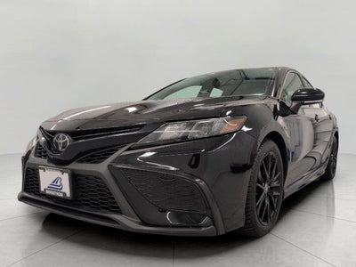 2022 Toyota Camry SE Auto AWD