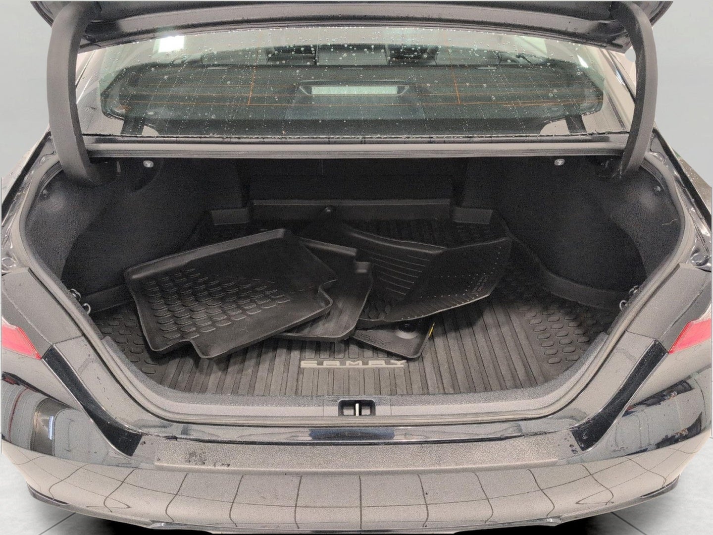 2022 Toyota Camry SE Auto AWD