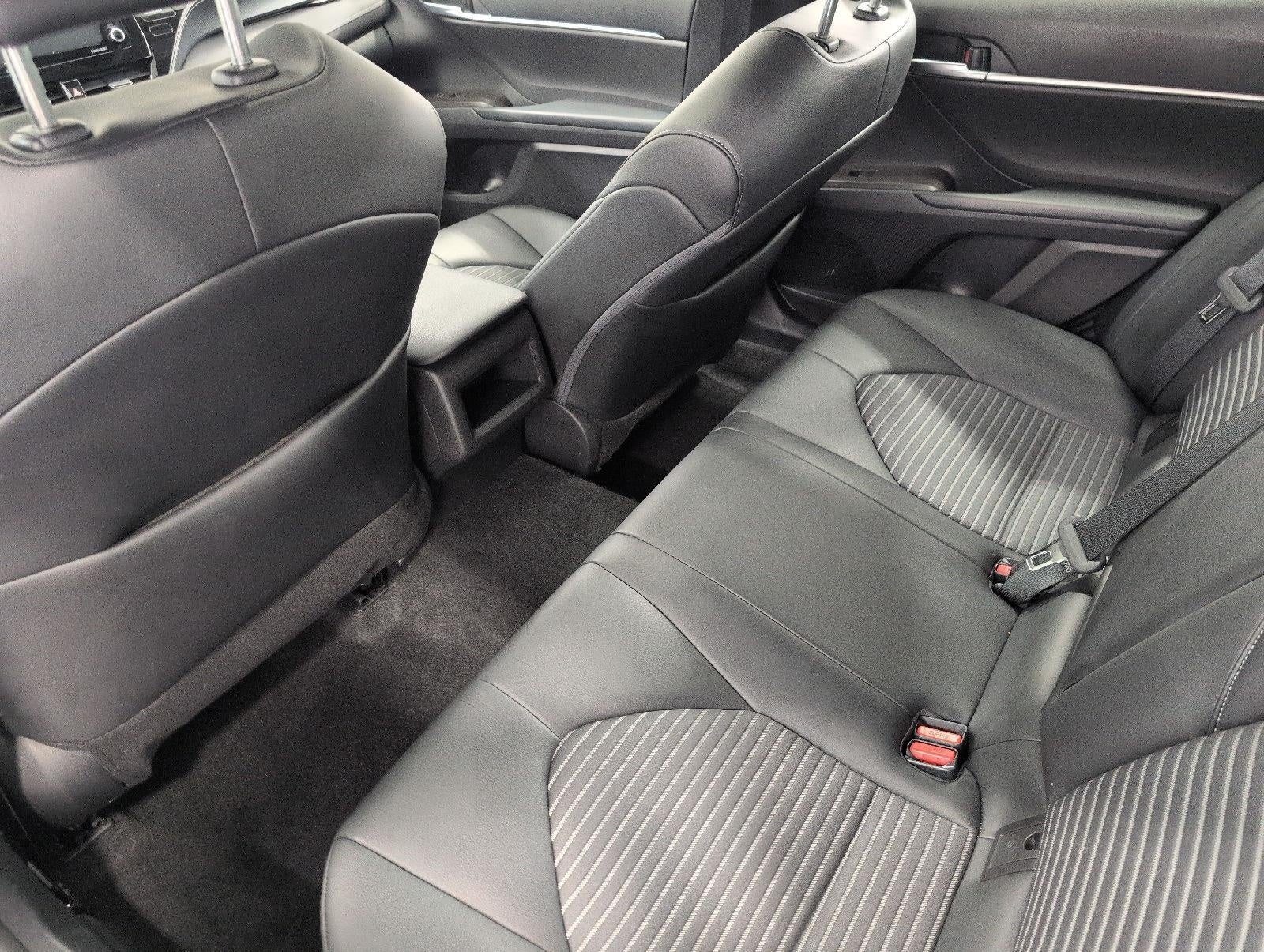 2022 Toyota Camry SE Auto AWD
