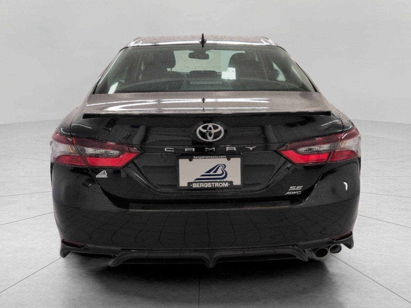 2022 Toyota Camry SE Auto AWD