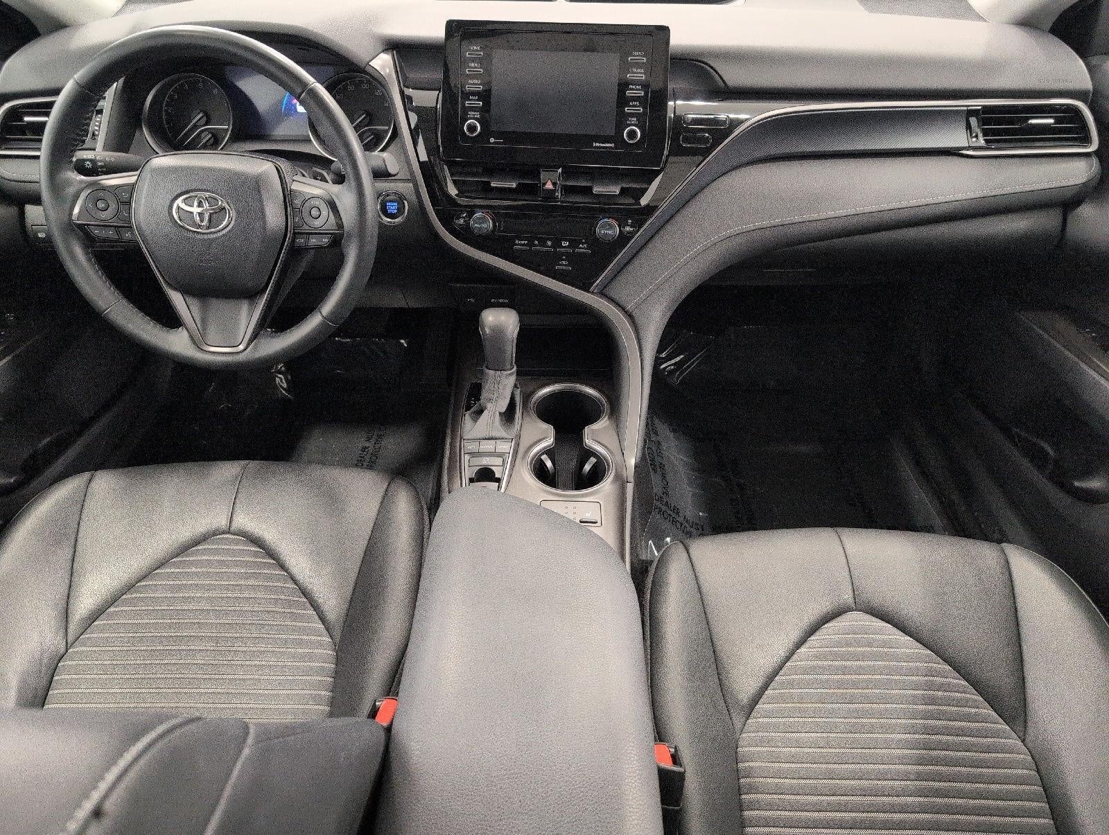 2022 Toyota Camry SE Auto AWD
