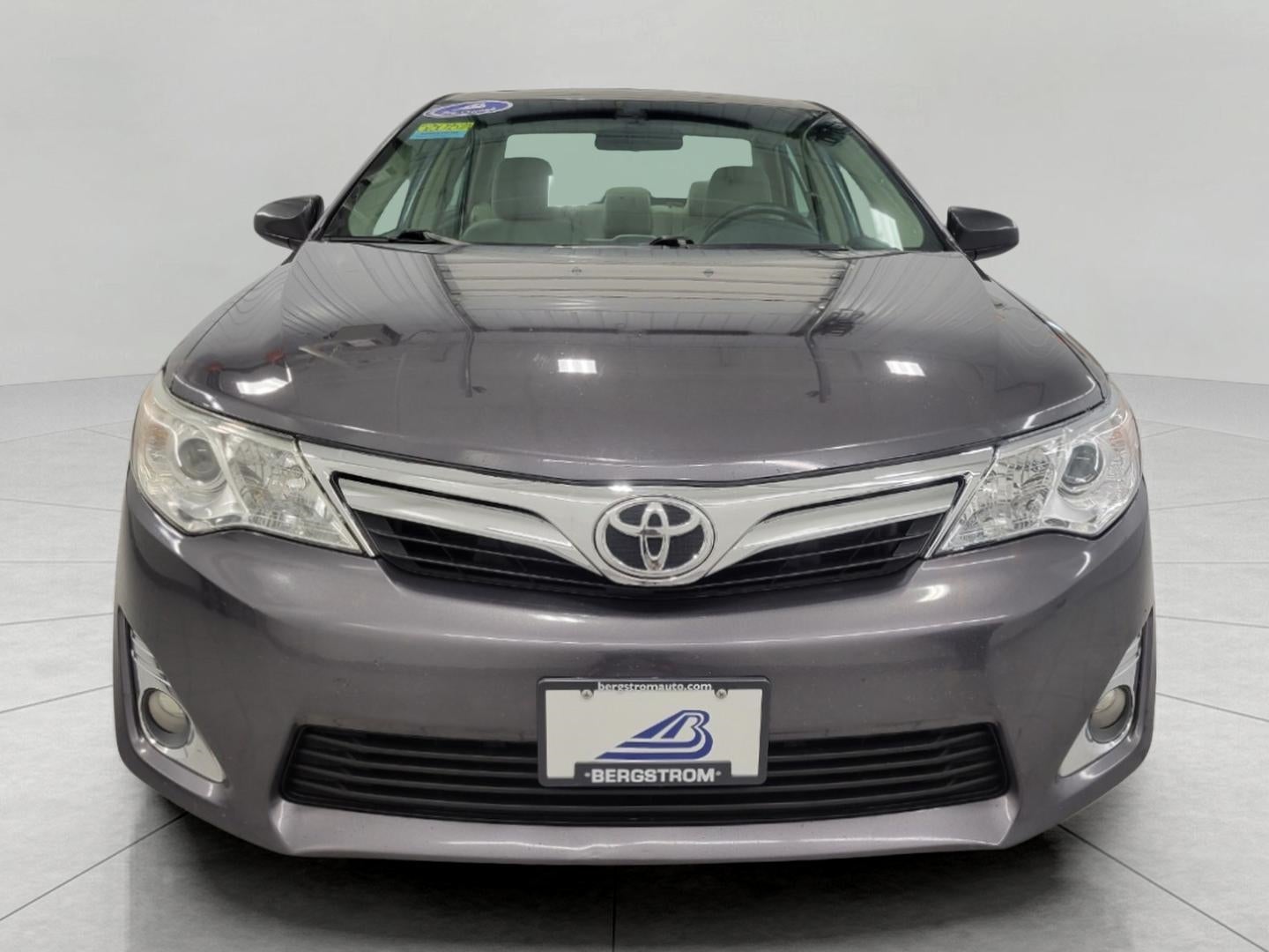 2012 Toyota Camry 4dr Sdn I4 Auto XLE