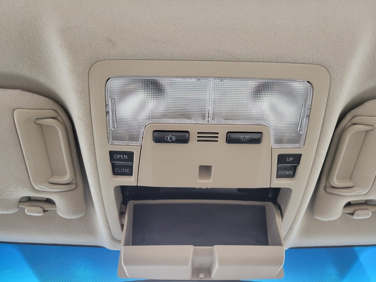 2012 Toyota Camry 4dr Sdn I4 Auto XLE