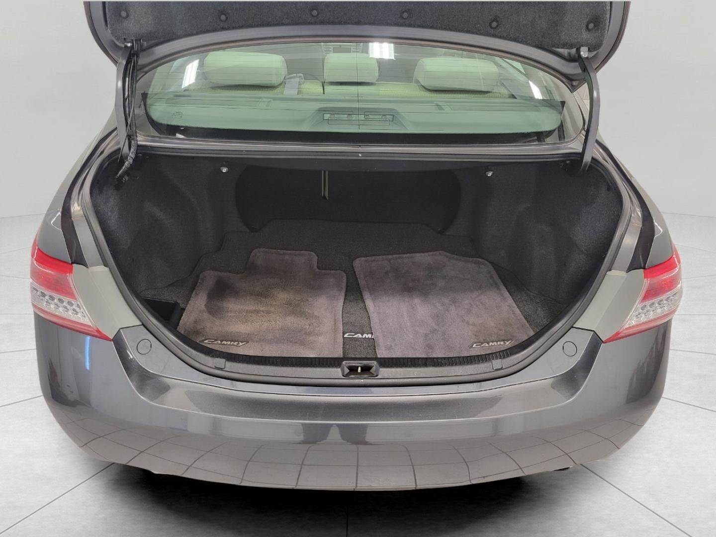 2010 Toyota Camry 4dr Sdn I4 Auto