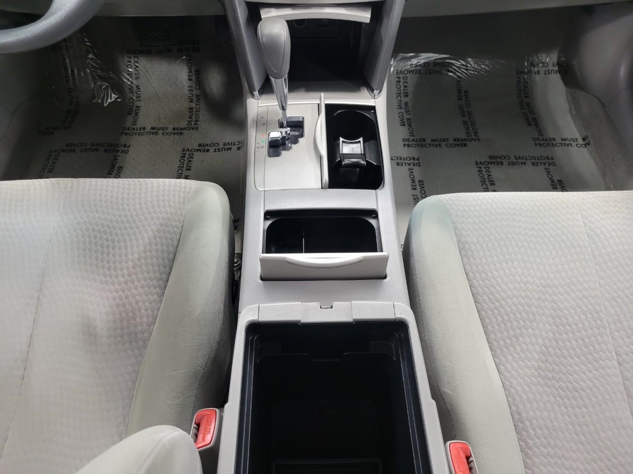 2010 Toyota Camry 4dr Sdn I4 Auto