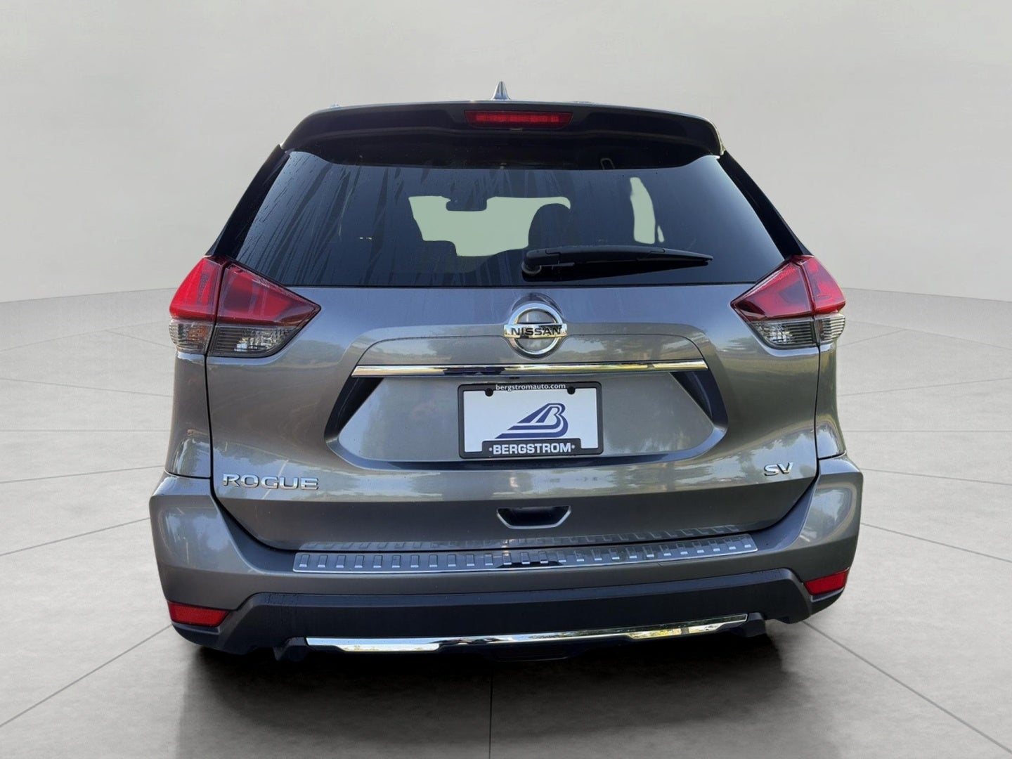 2018 Nissan Rogue FWD SV