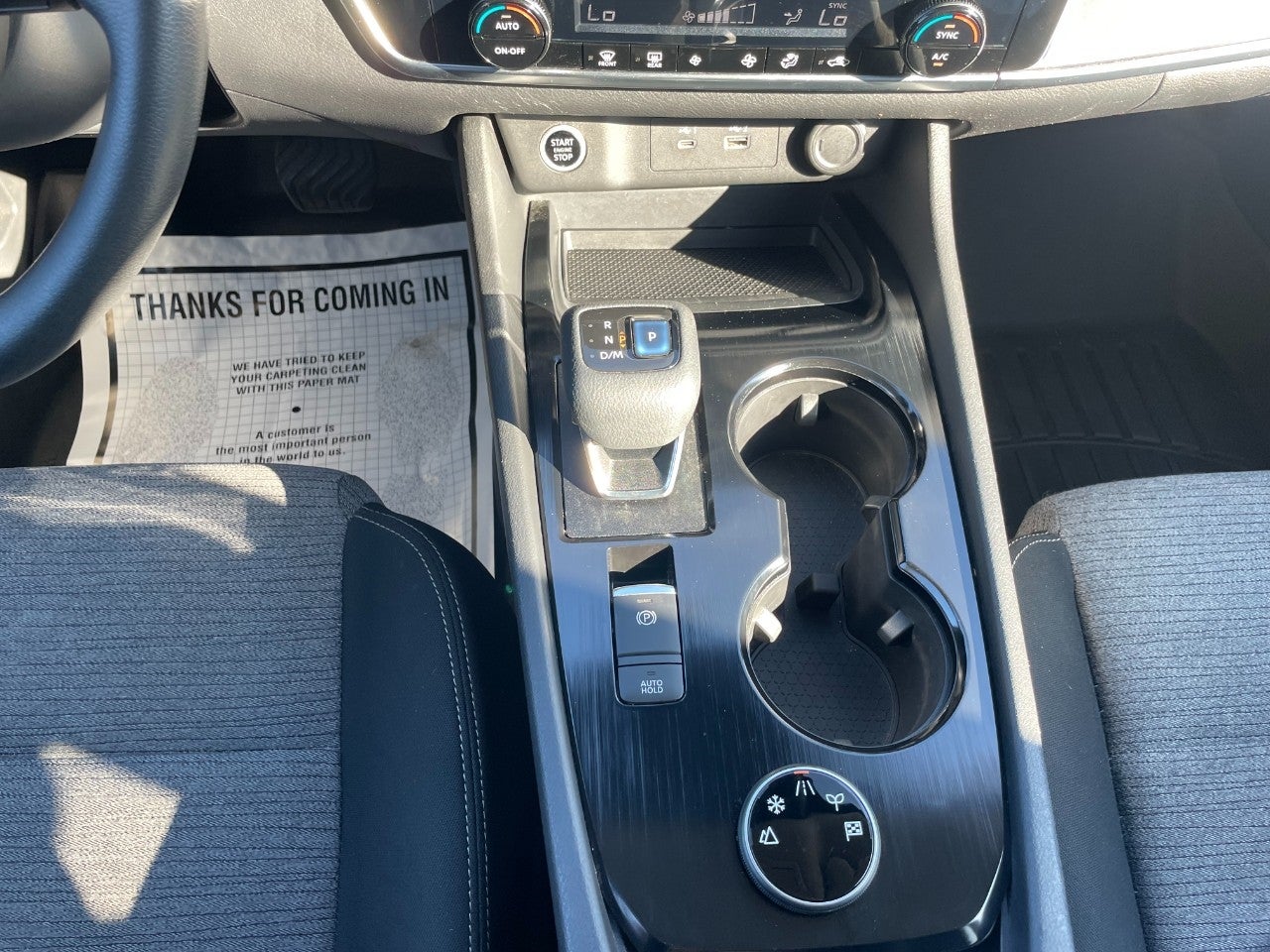 2022 Nissan Rogue AWD SV