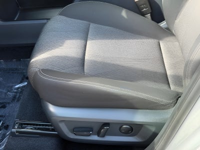 2025 Nissan Rogue AWD SV