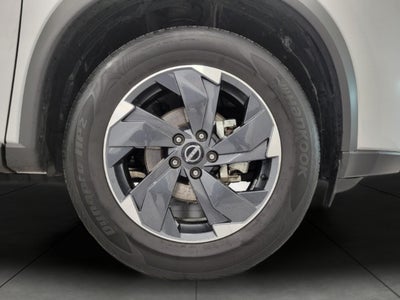 2025 Nissan Rogue AWD SV