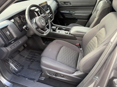 2023 Nissan Pathfinder SV 4WD