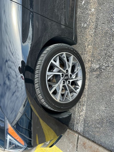 2020 Hyundai Elantra Limited IVT