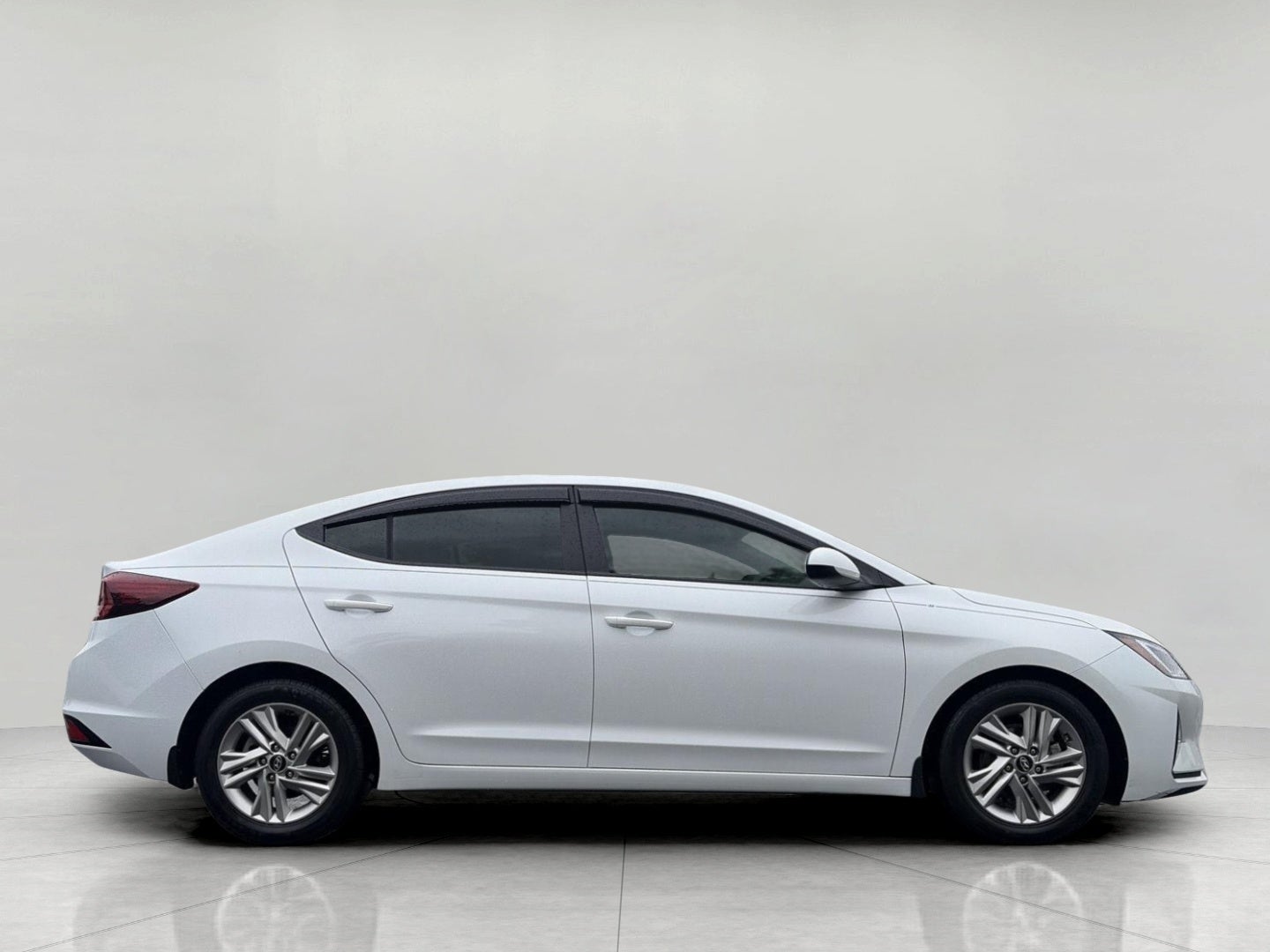 2019 Hyundai Elantra SEL Auto