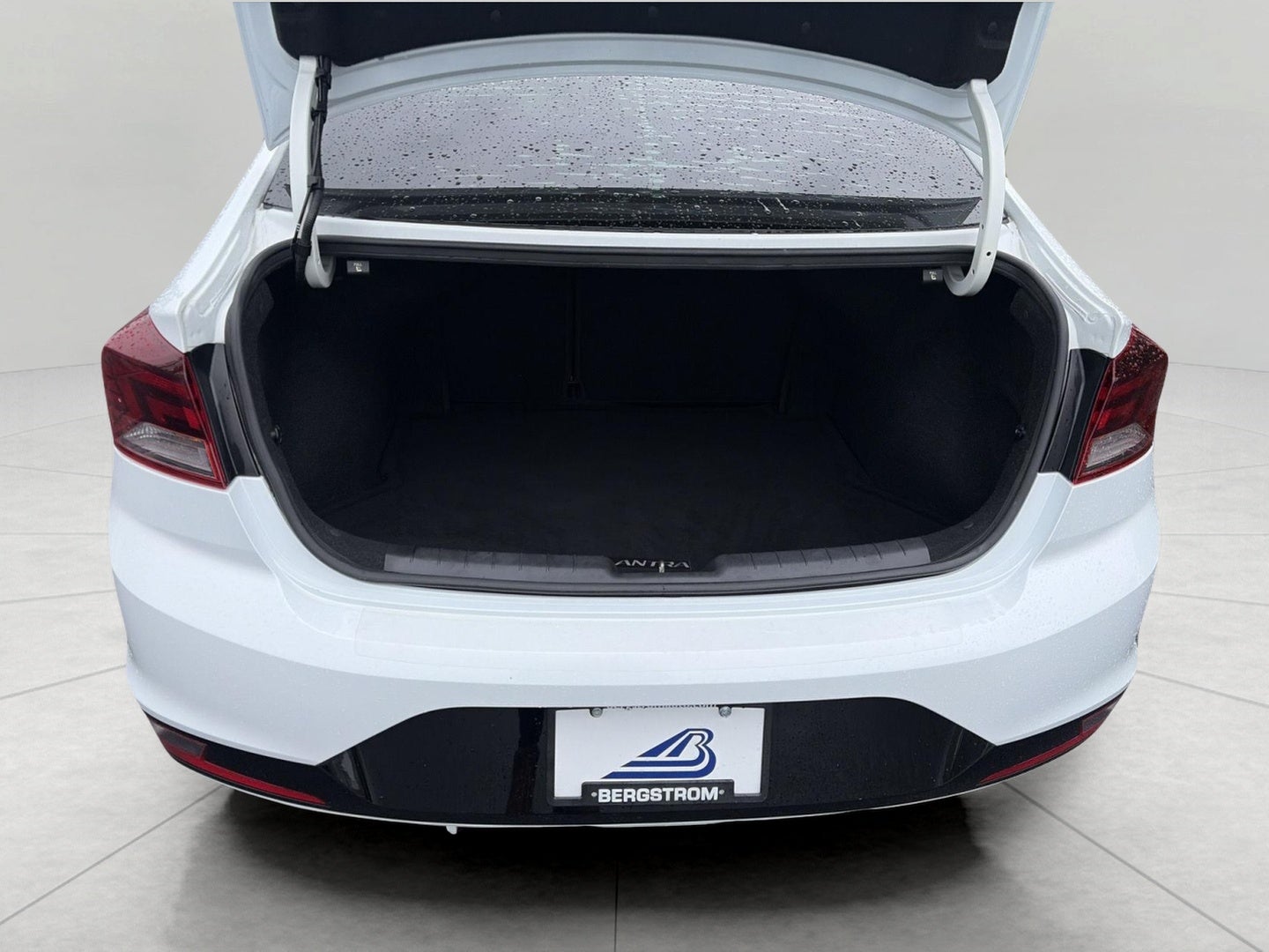 2019 Hyundai Elantra SEL Auto