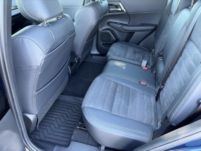 2023 Mitsubishi Outlander SE S-AWC