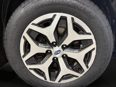 2020 Subaru Forester Premium CVT