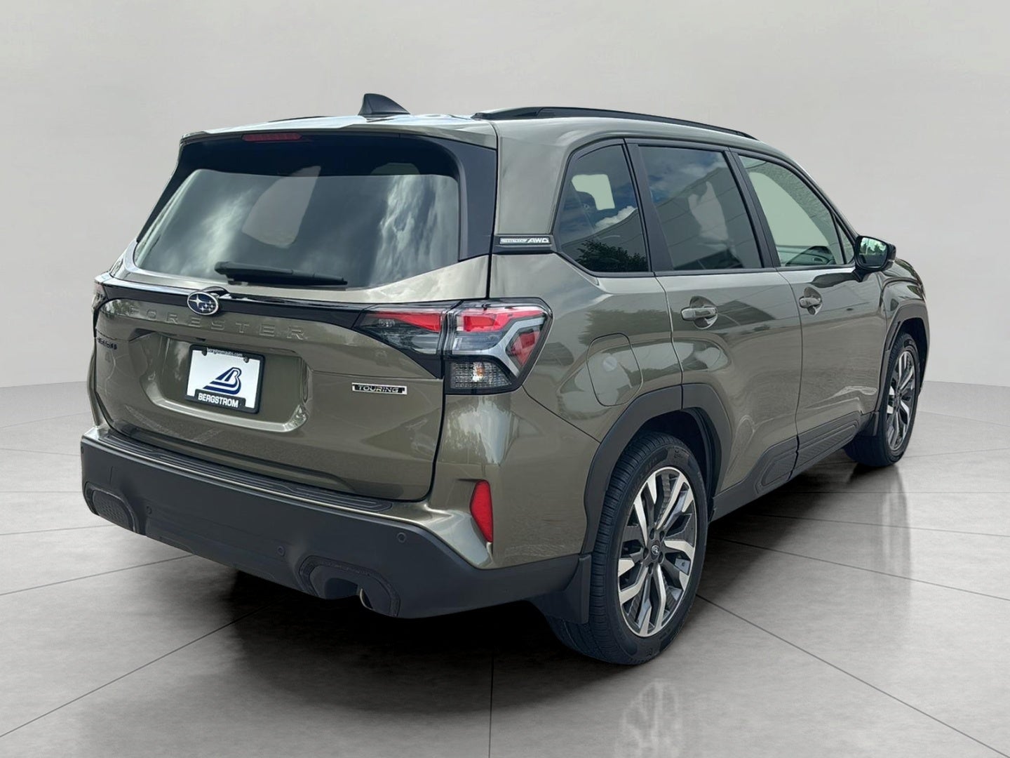 2025 Subaru Forester Touring AWD