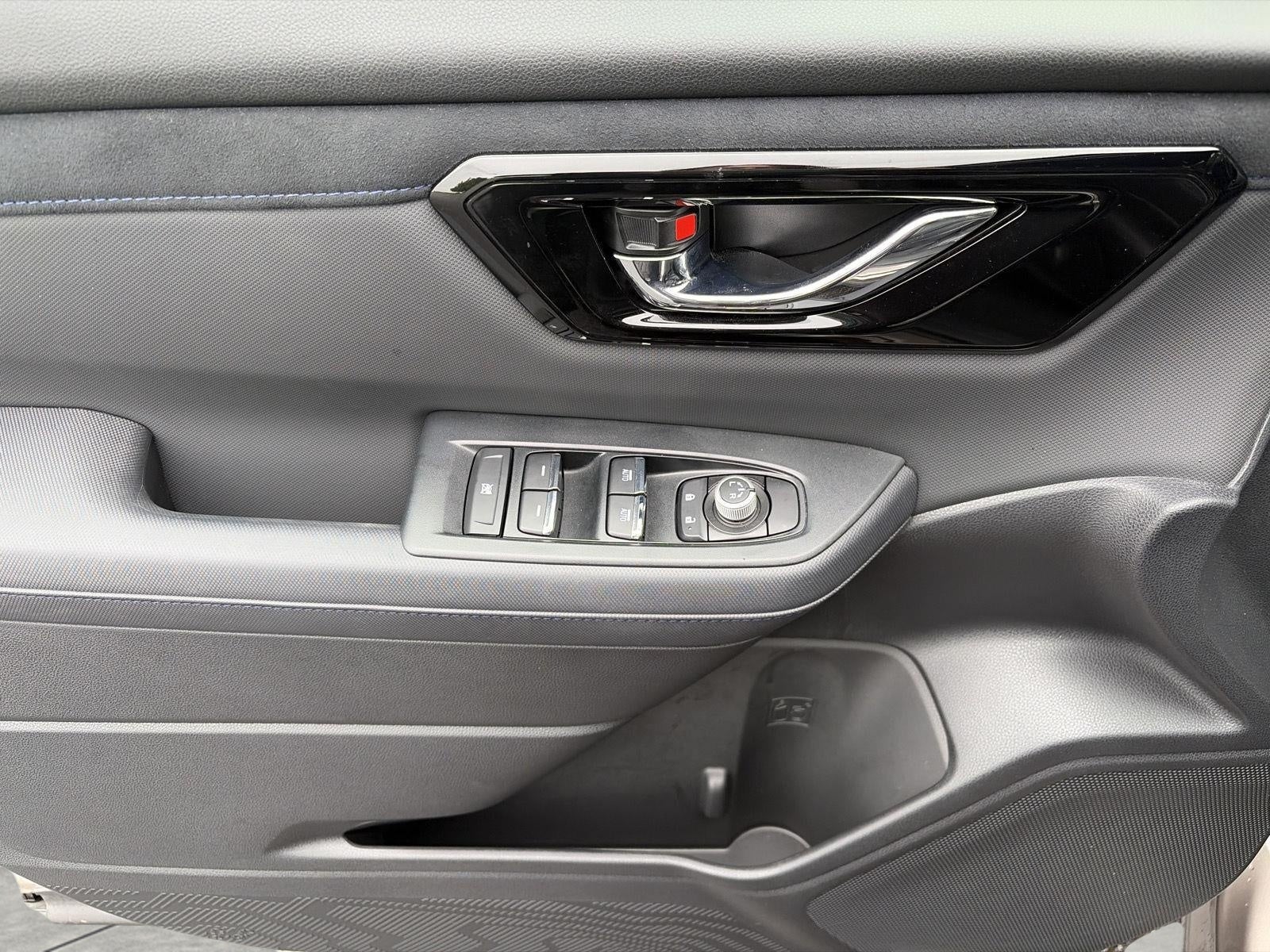 2025 Subaru Forester Limited Hybrid AWD