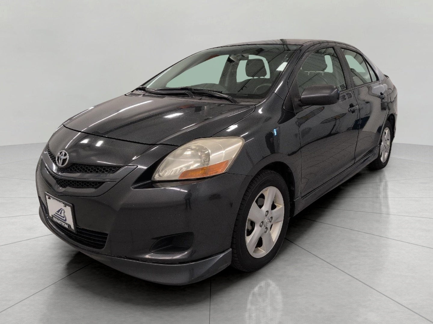 2007 Toyota Yaris 4dr Sdn Man S