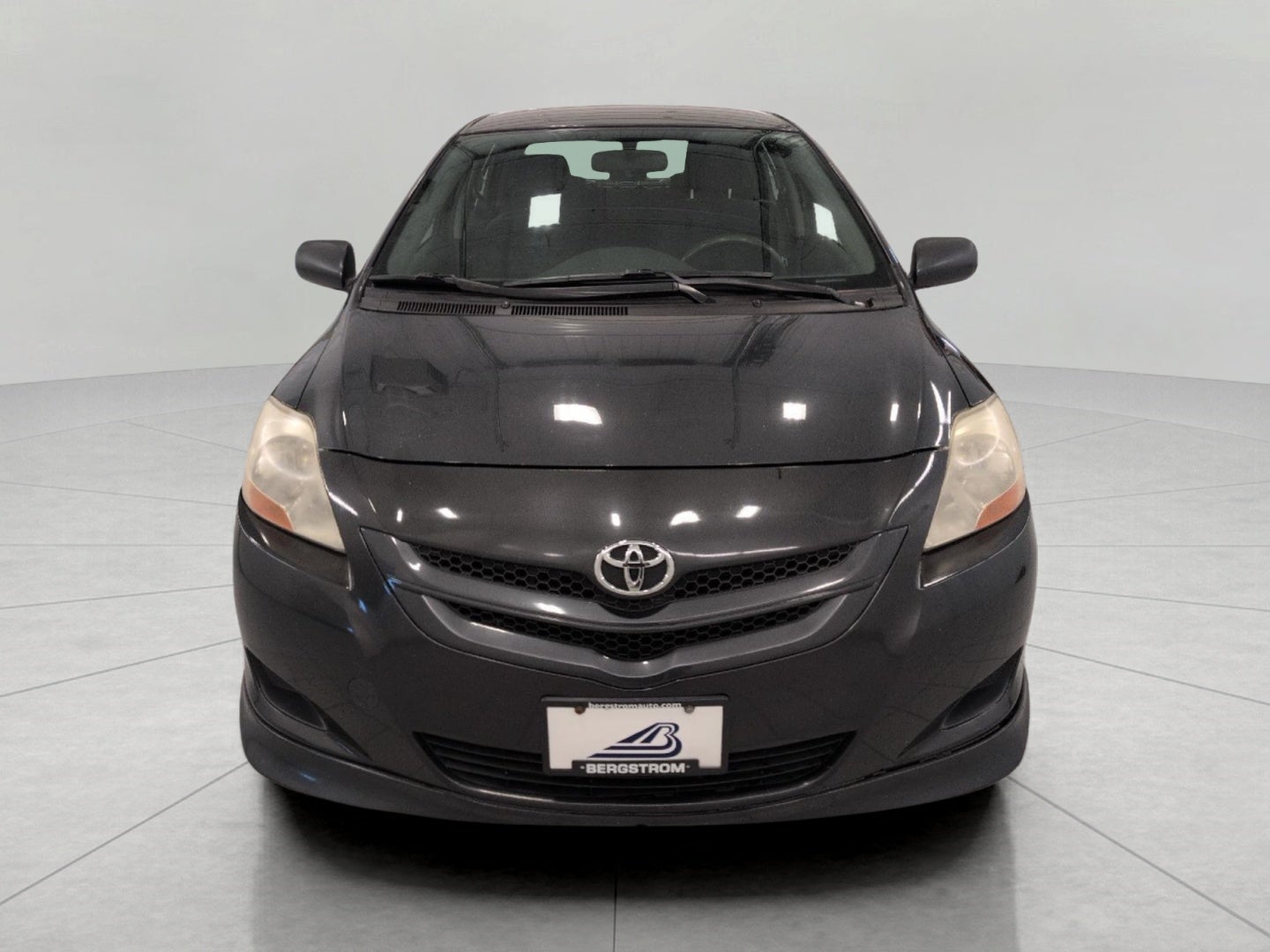 2007 Toyota Yaris 4dr Sdn Man S